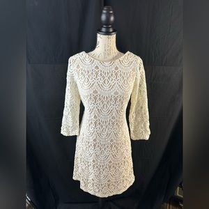 Women’s Lace 3/4 Length Sleeve Dress - Size 8